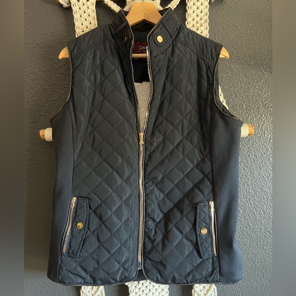 Cavalini Navy Quilted Full with Gold zippers Vest Woman's Size M - Picture 1 of 6